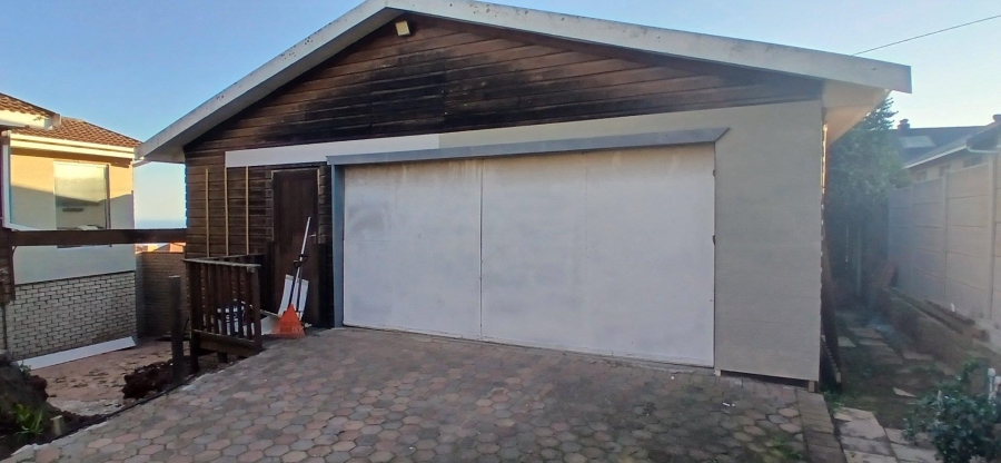 3 Bedroom Property for Sale in Dana Bay Western Cape
